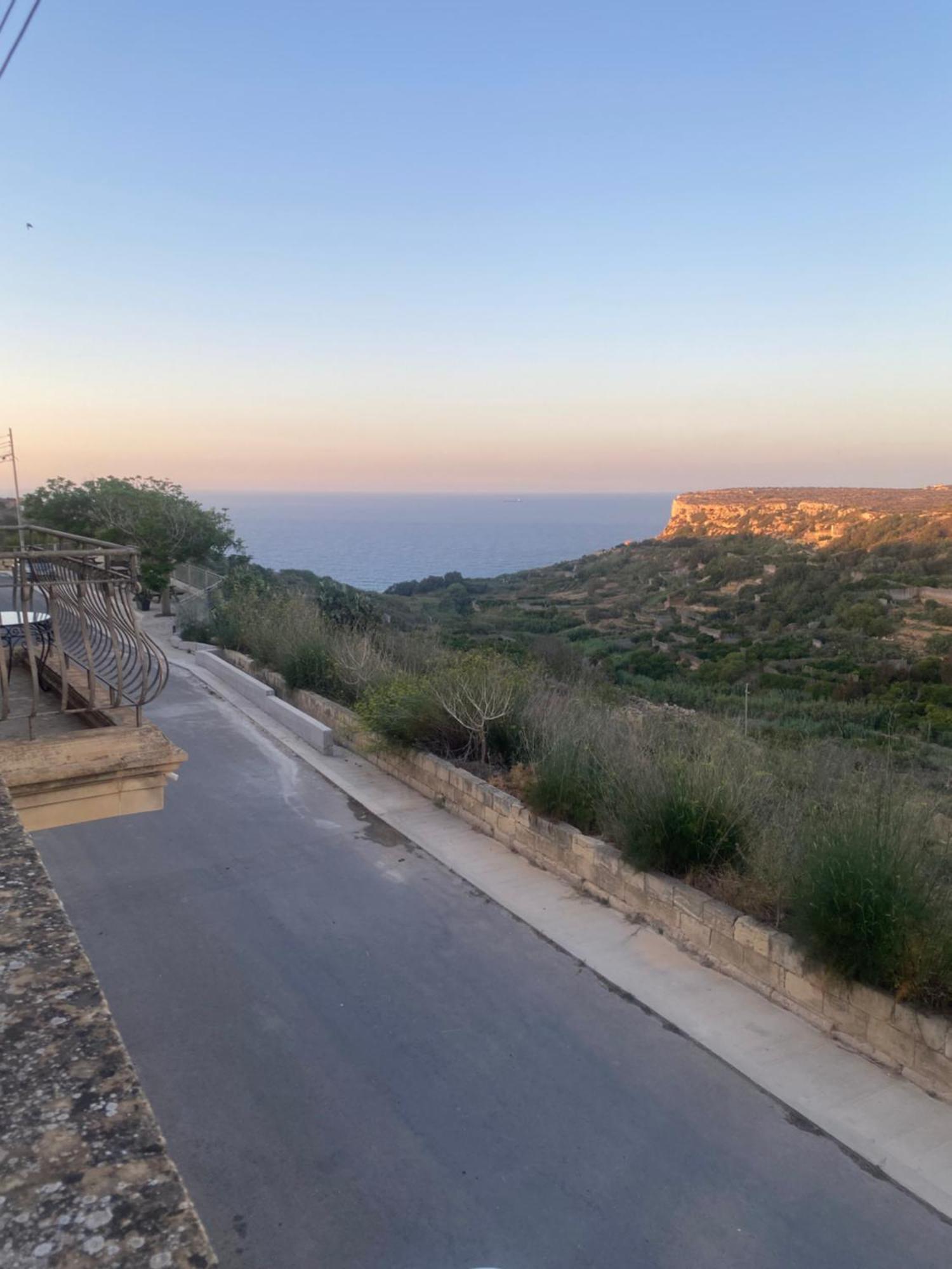 Gozo Retreat With Sea And Country Views Holiday home Xaghra
