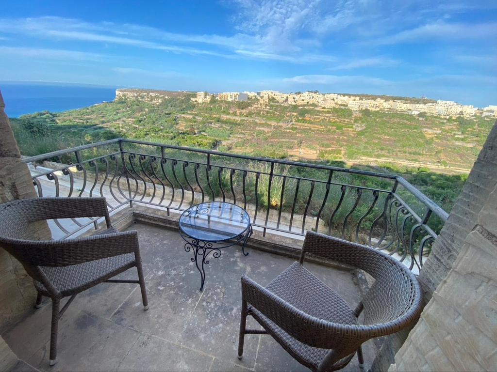 Gozo Retreat With Sea And Country Views